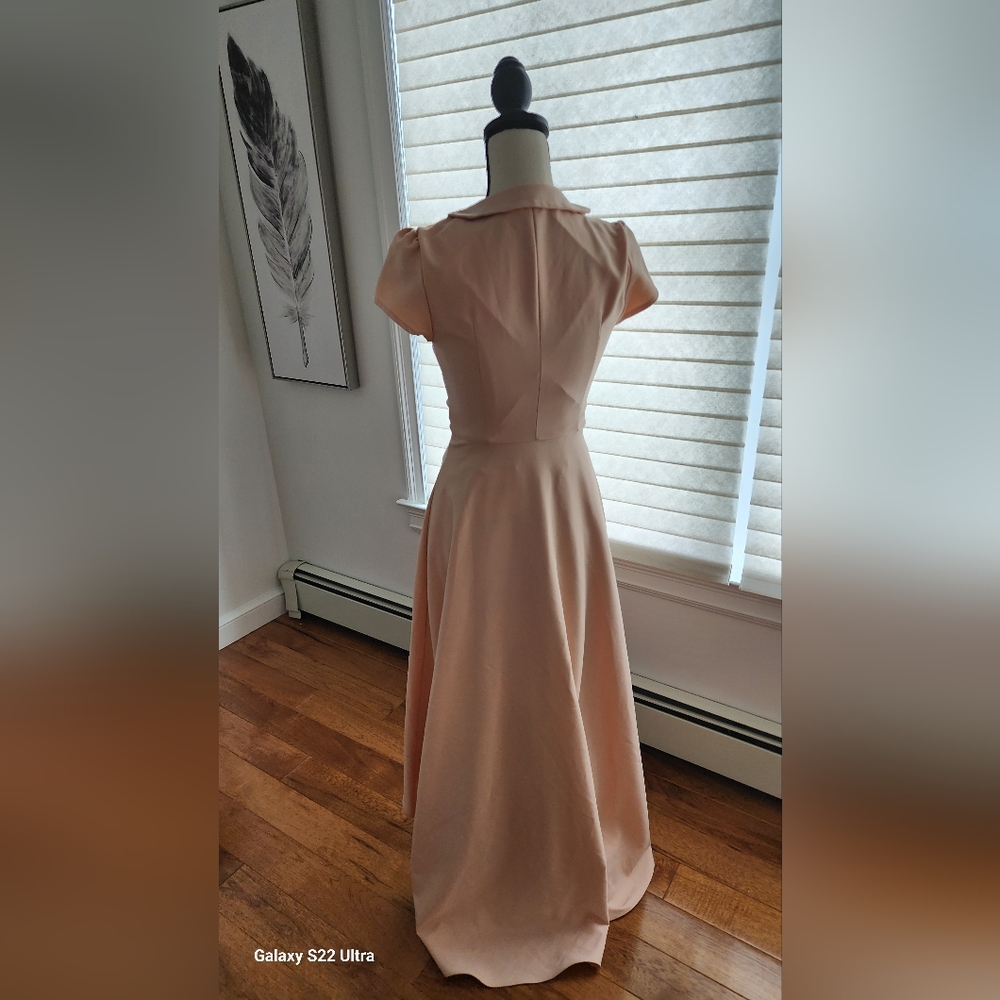 Dress - Picture 2 of 4